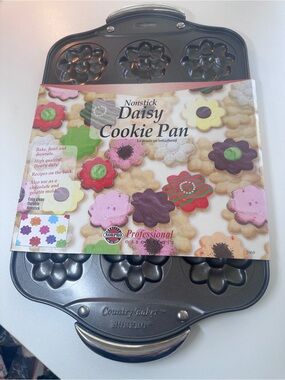 Norpro Nonstick Daisy Cookie Pan